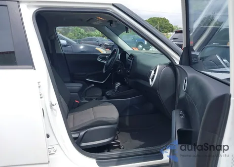 2022 Kia Soul Lx z USA, uszkodzony, nr VIN KNDJ23AU2N7159361